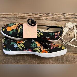 NWT Keds + Rifle Paper Co. Sneakers. 
Sz 8. 
Comes w/extra pair of laces.